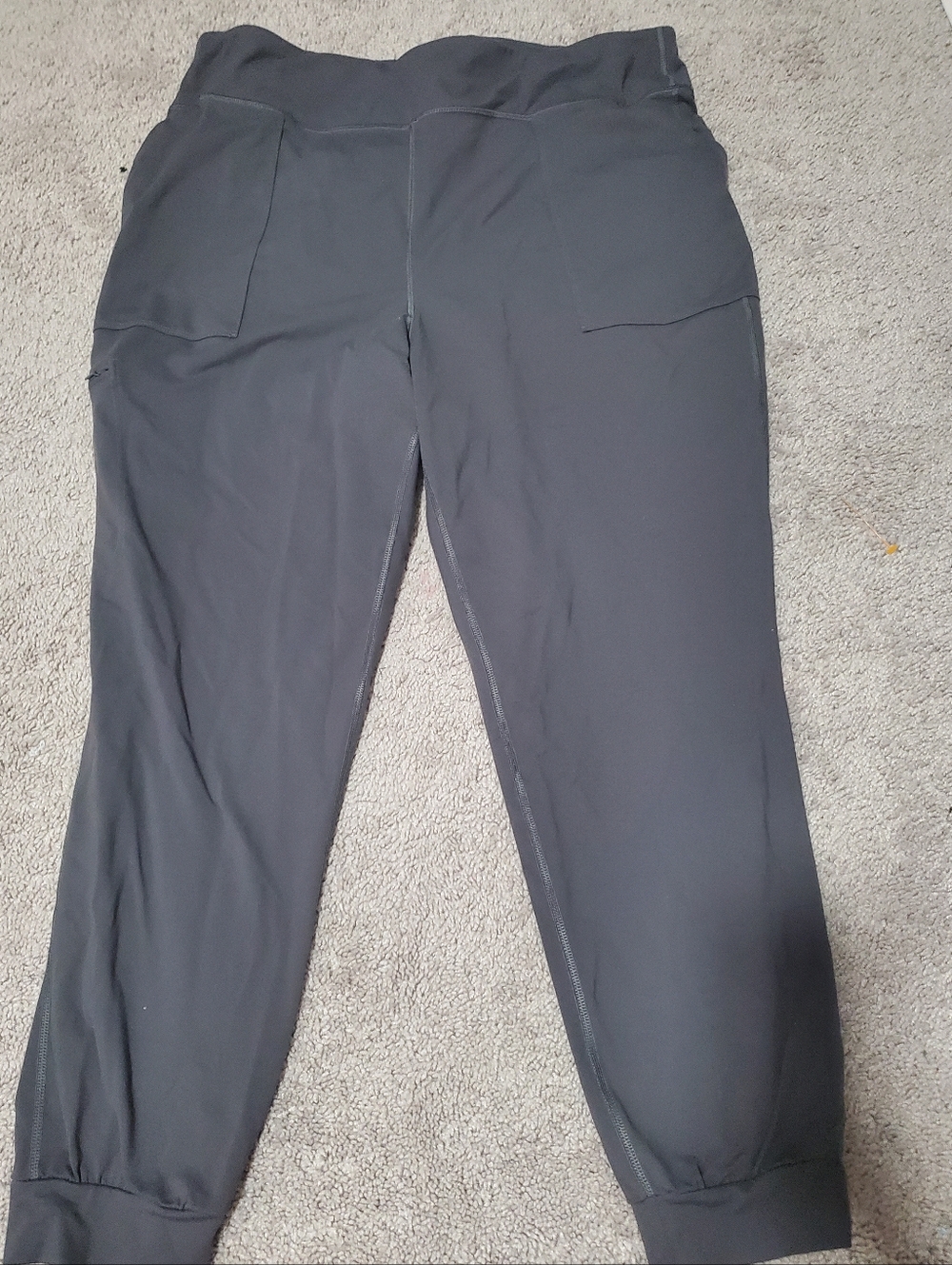 Duluth Trading Company Grey Leggings Jogger Style Outdoor Pants With Pockets XL